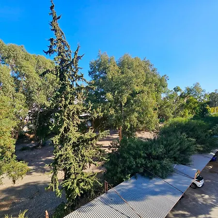 Апартаменты Riverside Escape Charming 1- Bedroom Flat Лимасол